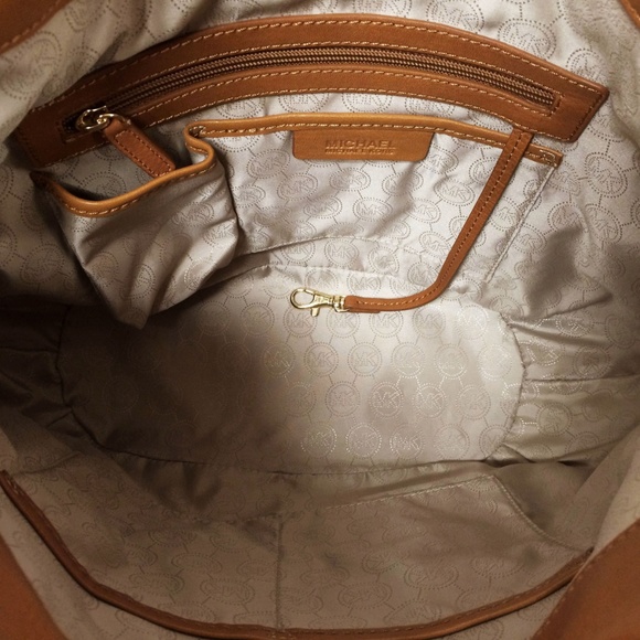 Michael by Michael Kors Milo Monogram Shoulder Bag - Picture 3 of 8